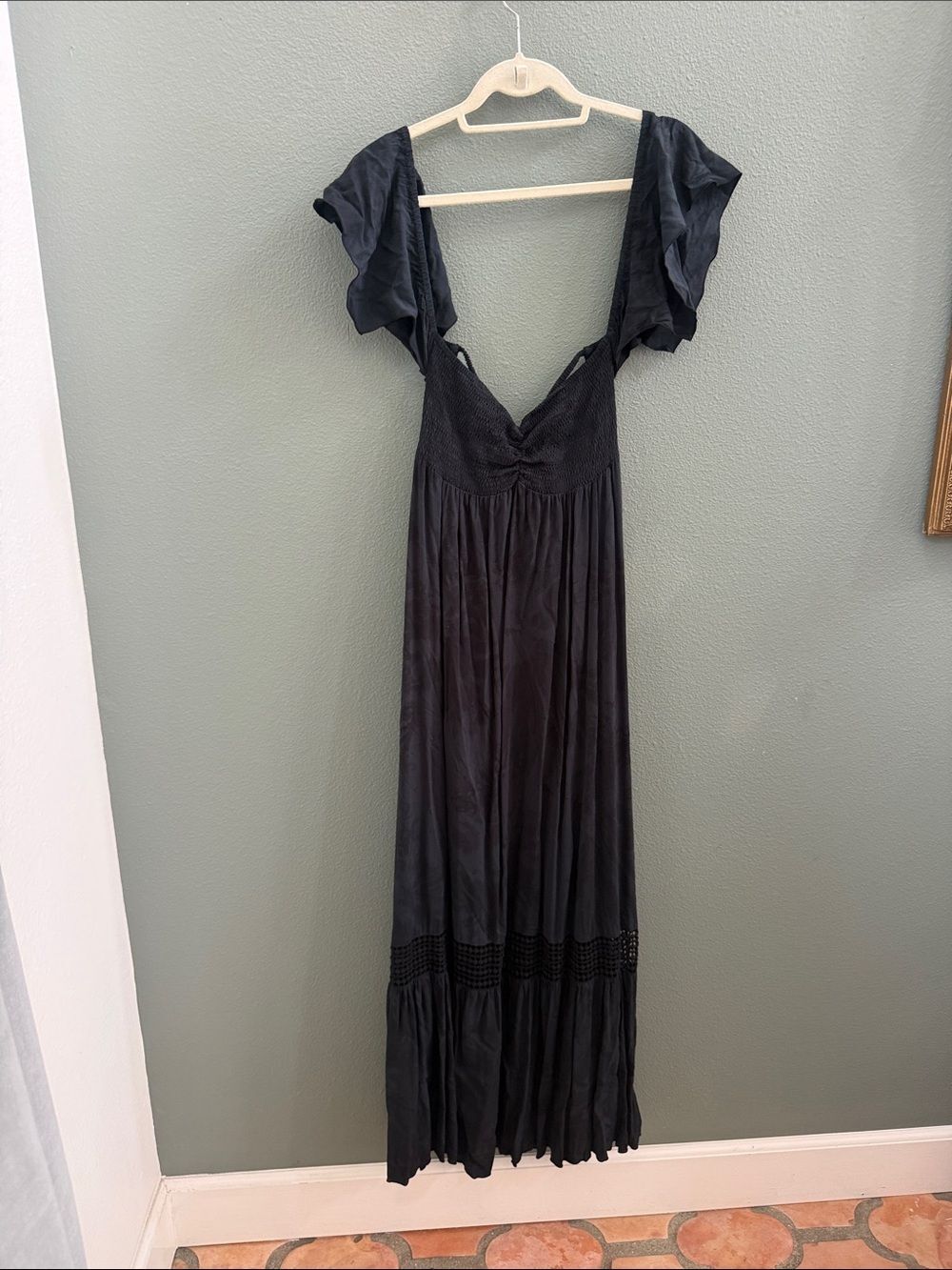 Khush Rowan Maxi Dress Sz M Off the Shoulder Black Tie Dye